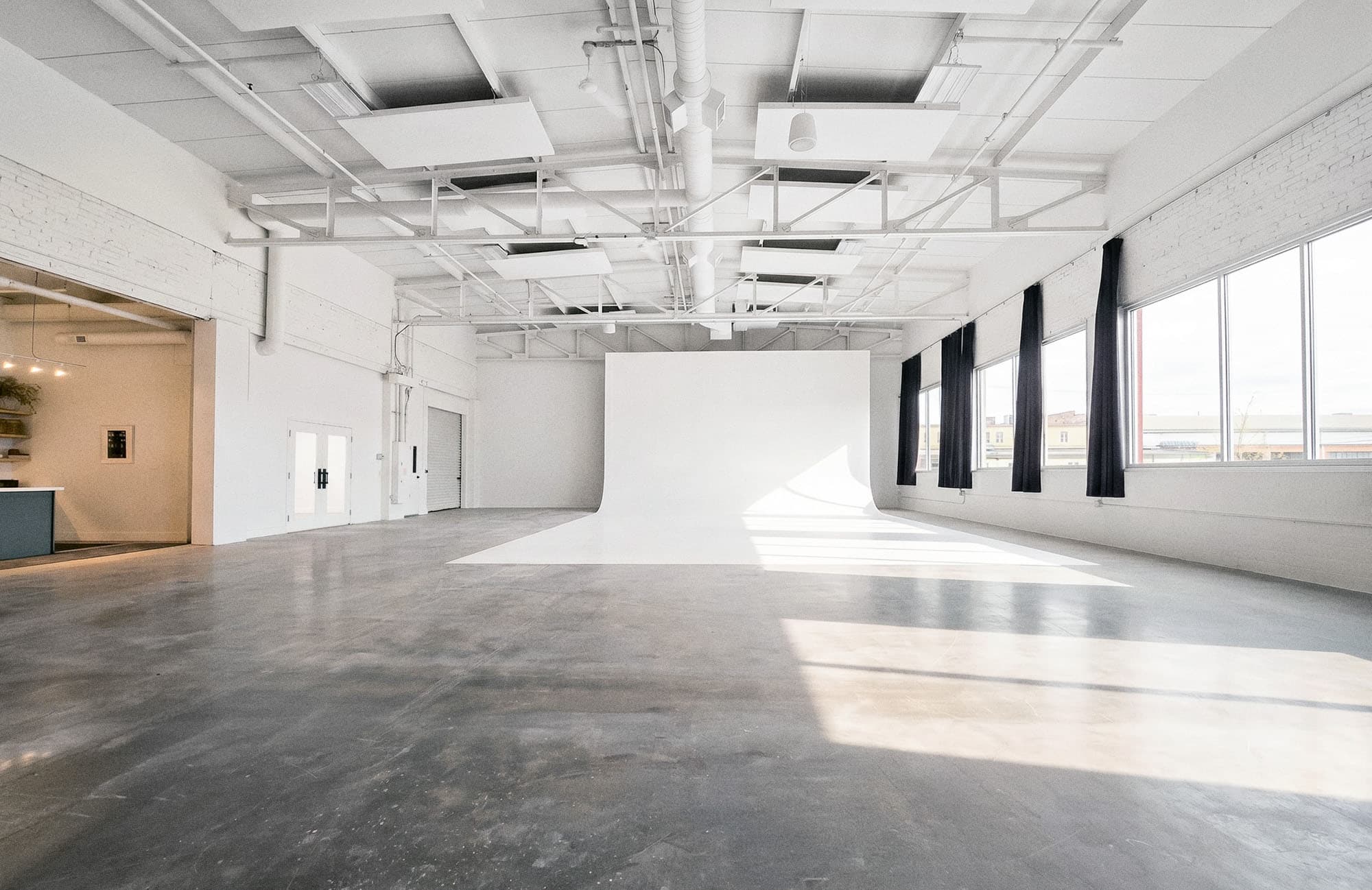 STUDIO B — HUNNY Studios Minneapolis